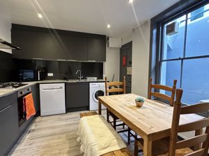 Photo 16- click for photo gallery